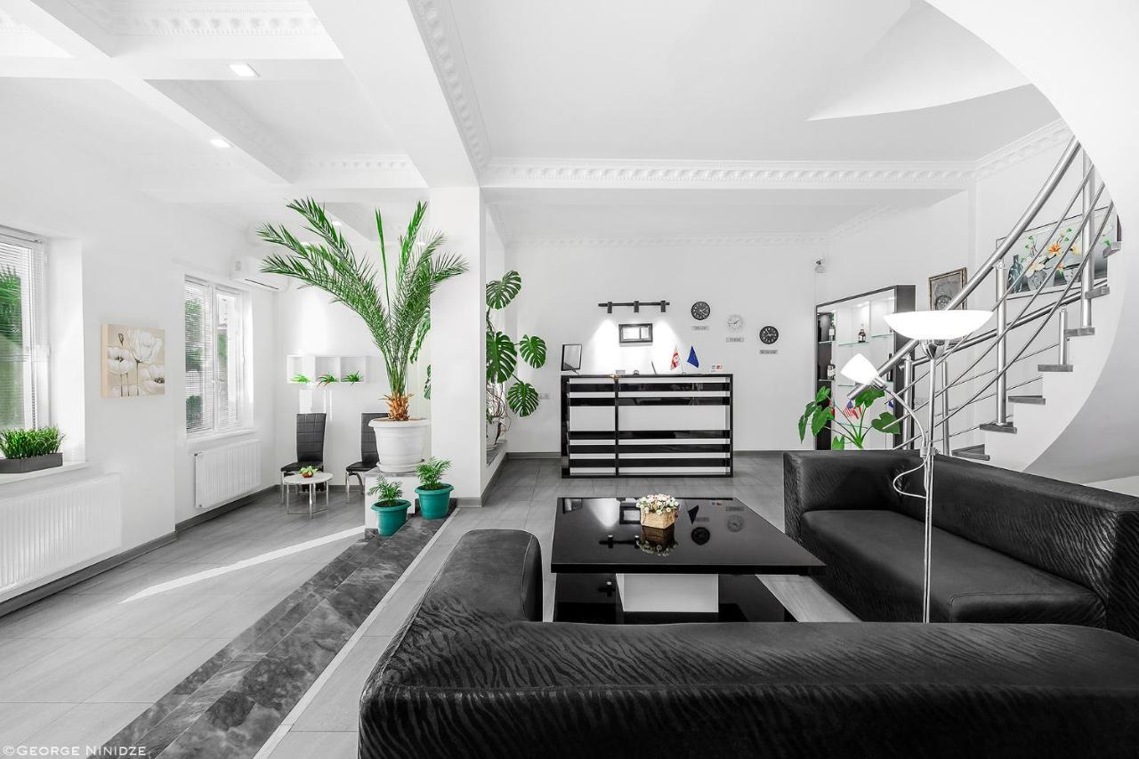 White House Hotel Tbilisi Ngoại thất bức ảnh